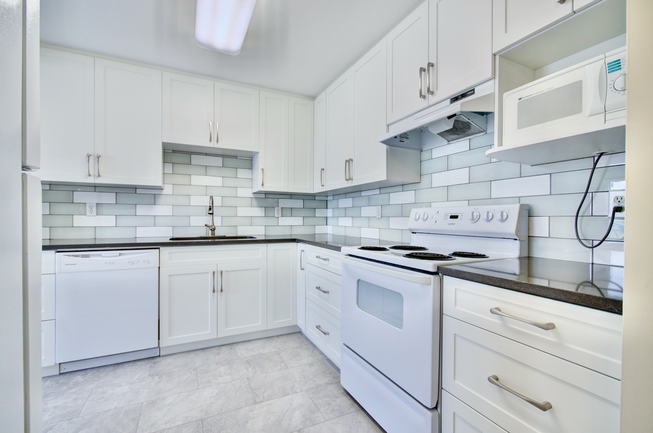 For Sale - 16407 115 ST in Edmonton