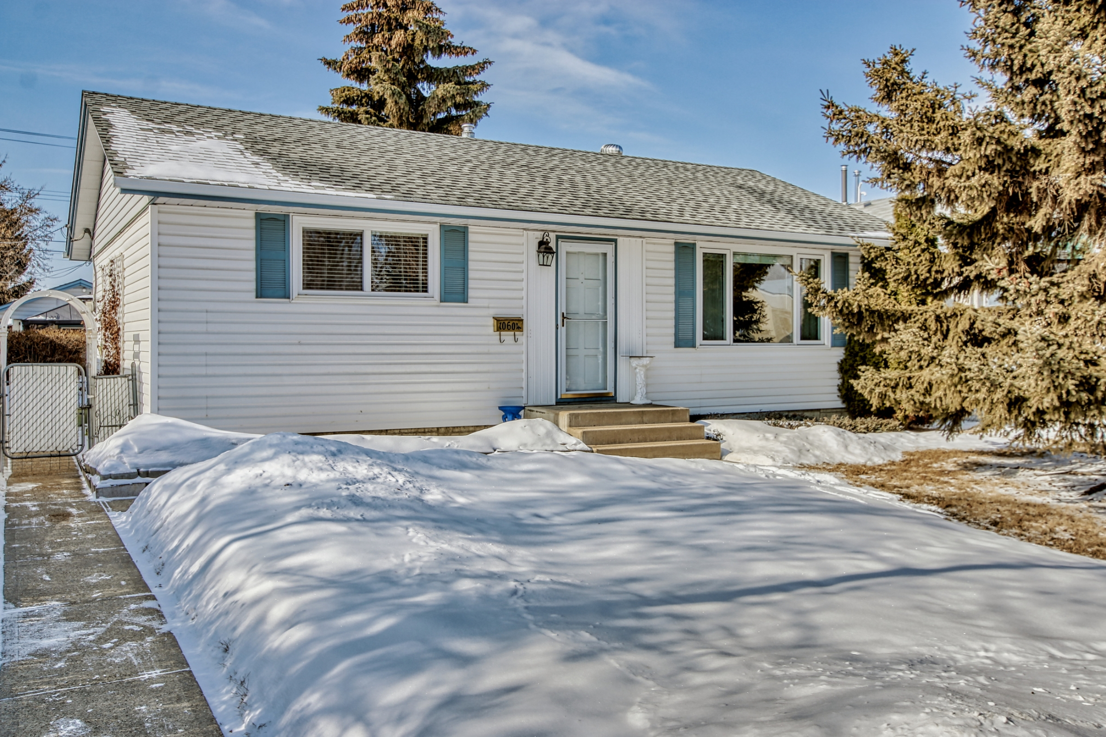 For Sale - 10604 153 ST in Edmonton